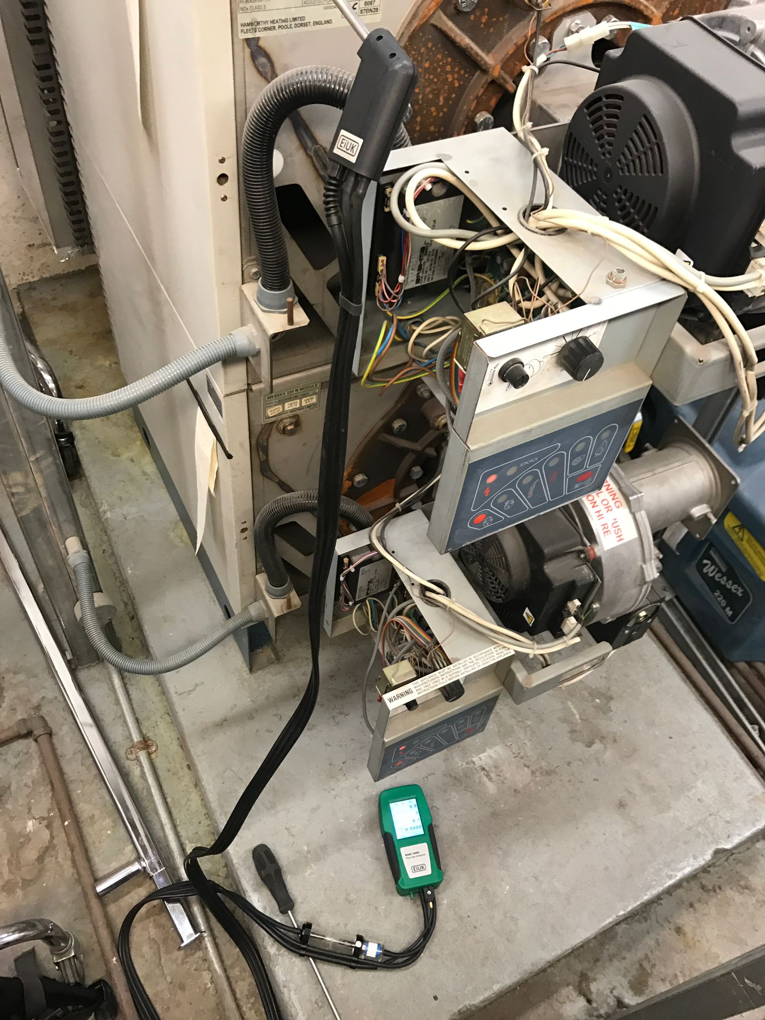 gas safe registered engineer near me Salford, M3, M5-M7, M50